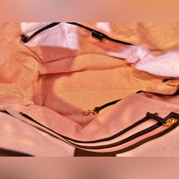 Dooney and Bourke Black Patent Leather Travel Tote Bag Used Good Condition - Picture 7 of 16